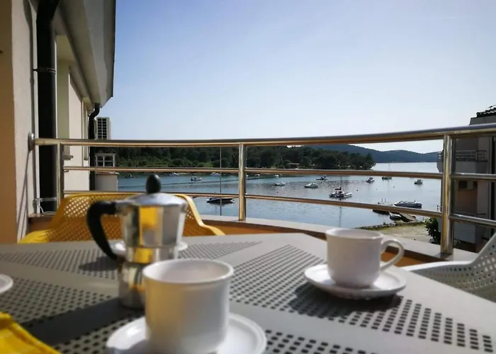 Seafront Gaby Apartman